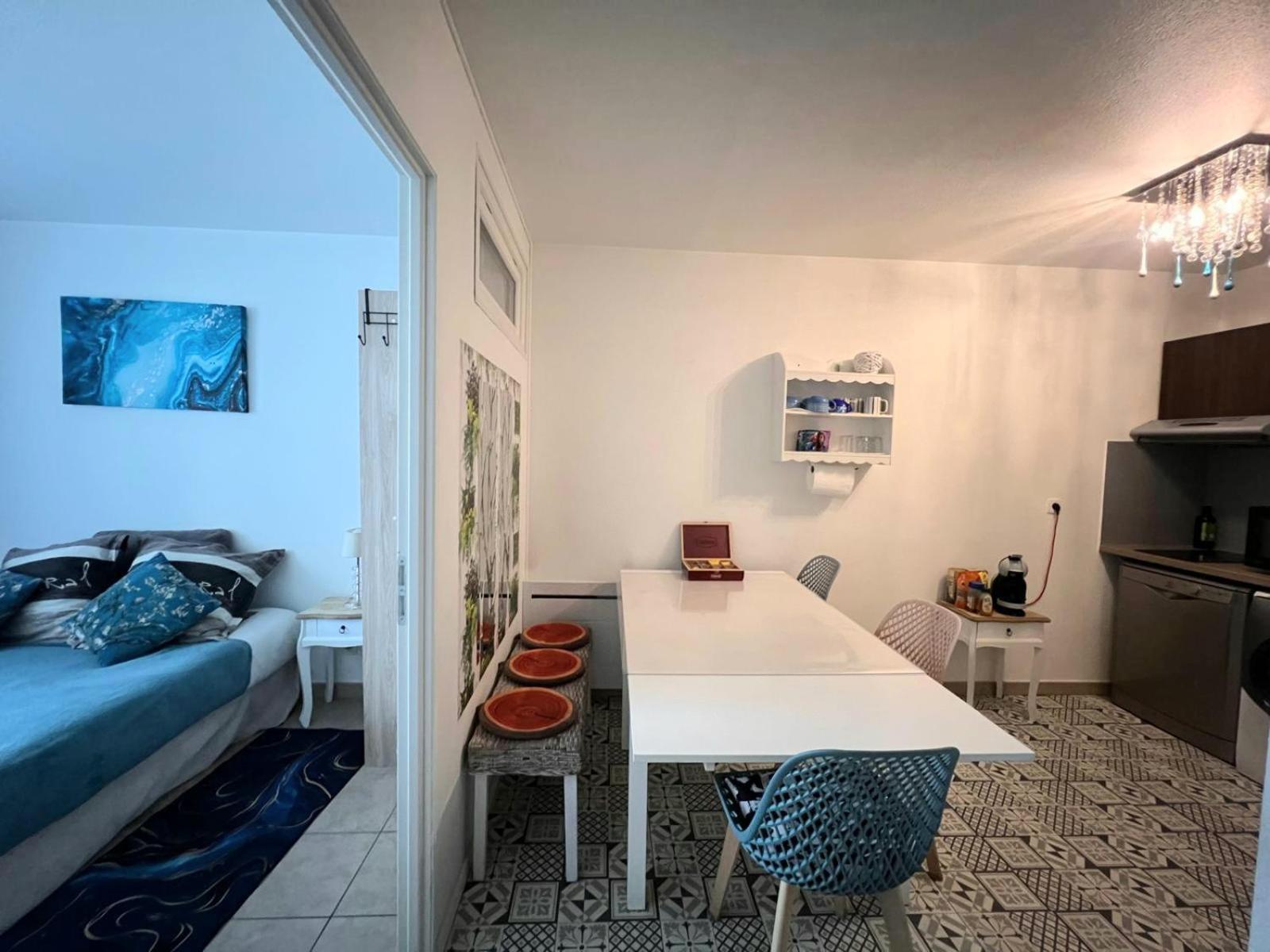 Apt Disneyland Paris 2 Chambres, Parking, Bus A 1Mn Монтеврен Екстериор снимка