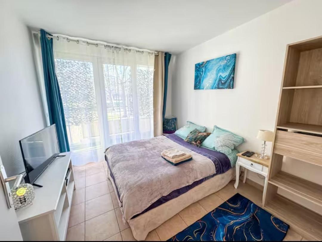 Apt Disneyland Paris 2 Chambres, Parking, Bus A 1Mn Монтеврен Екстериор снимка